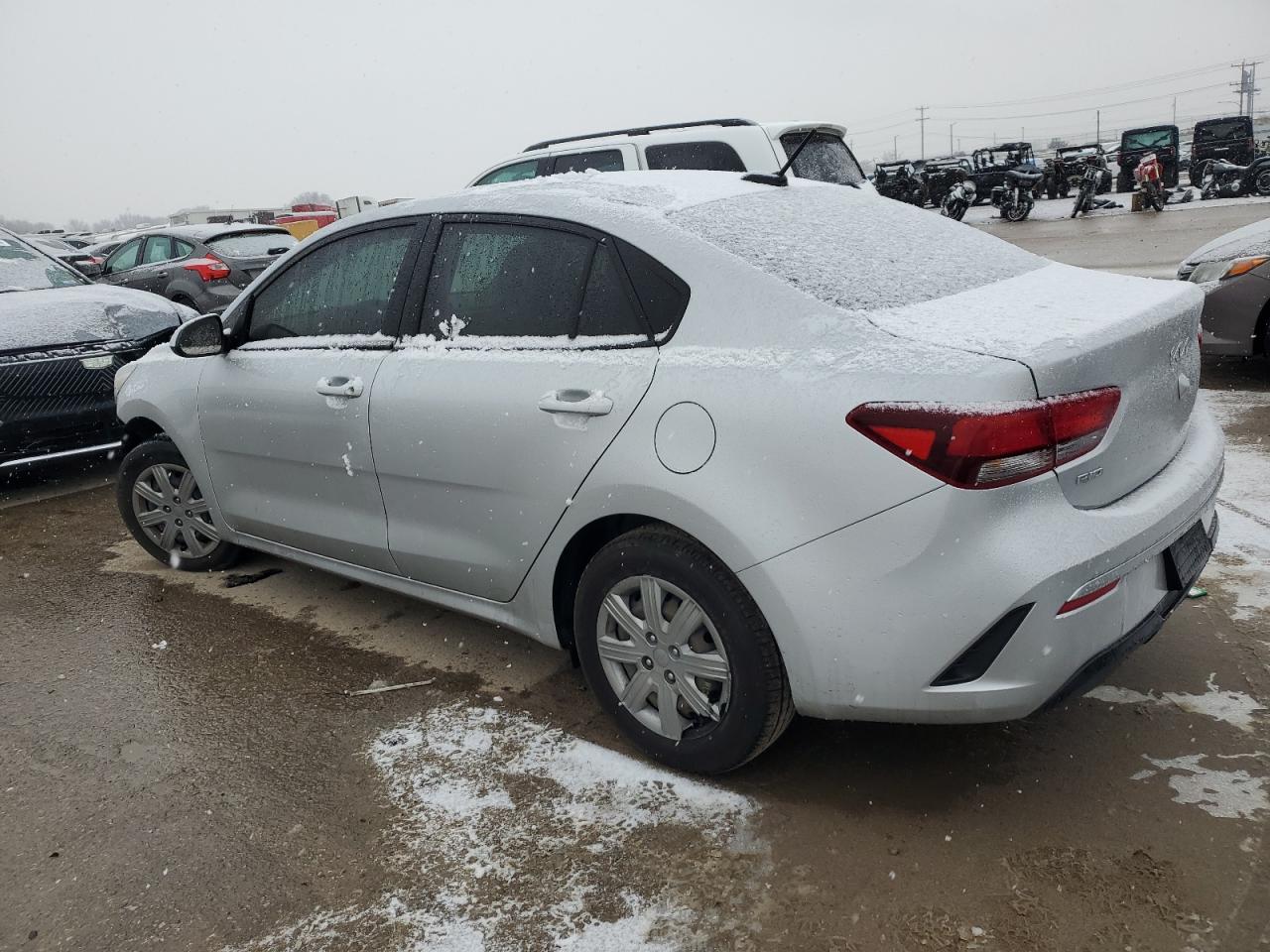 2022 Kia Rio - Image 2
