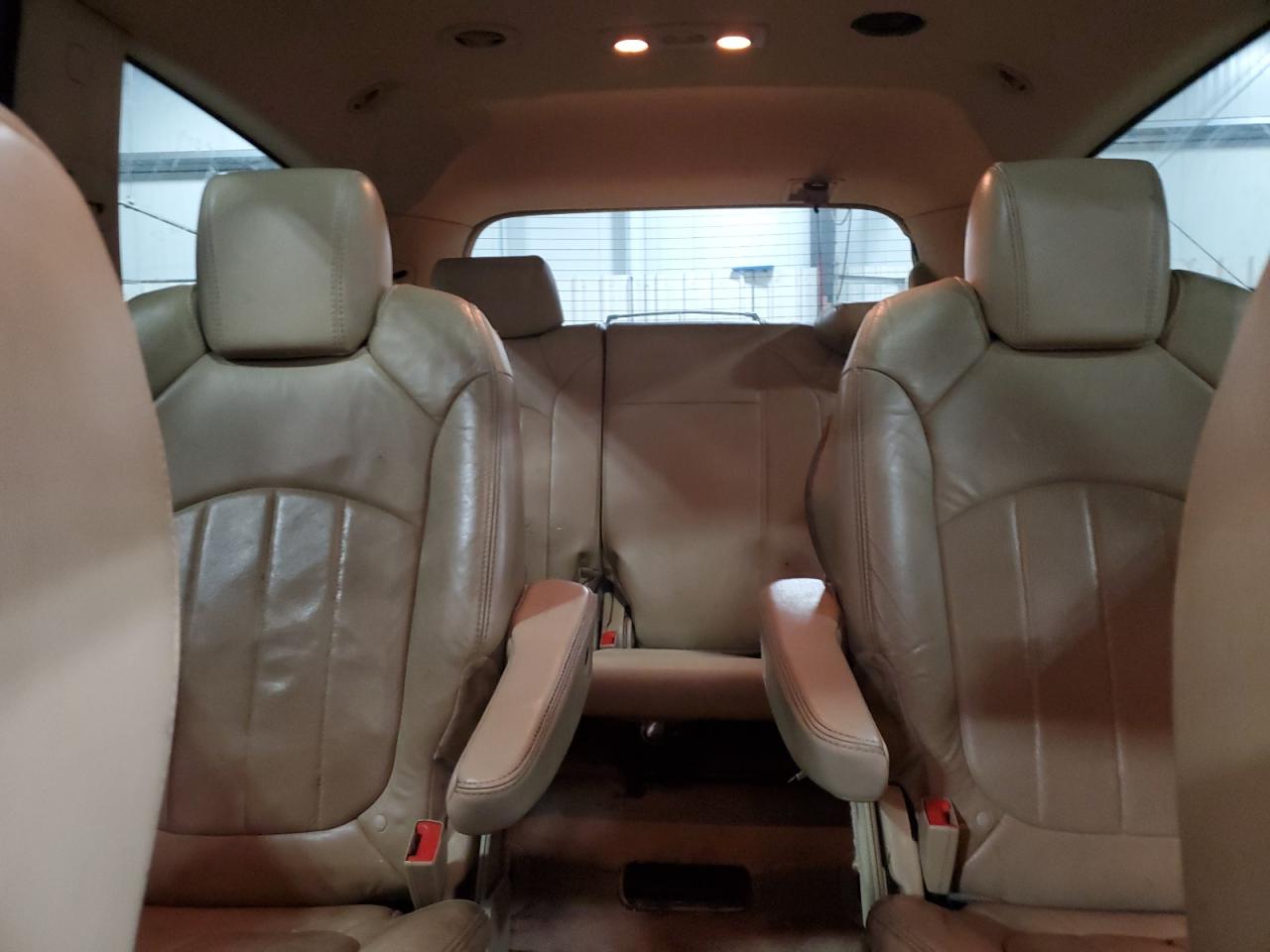 2010 Buick Enclave - Image 10