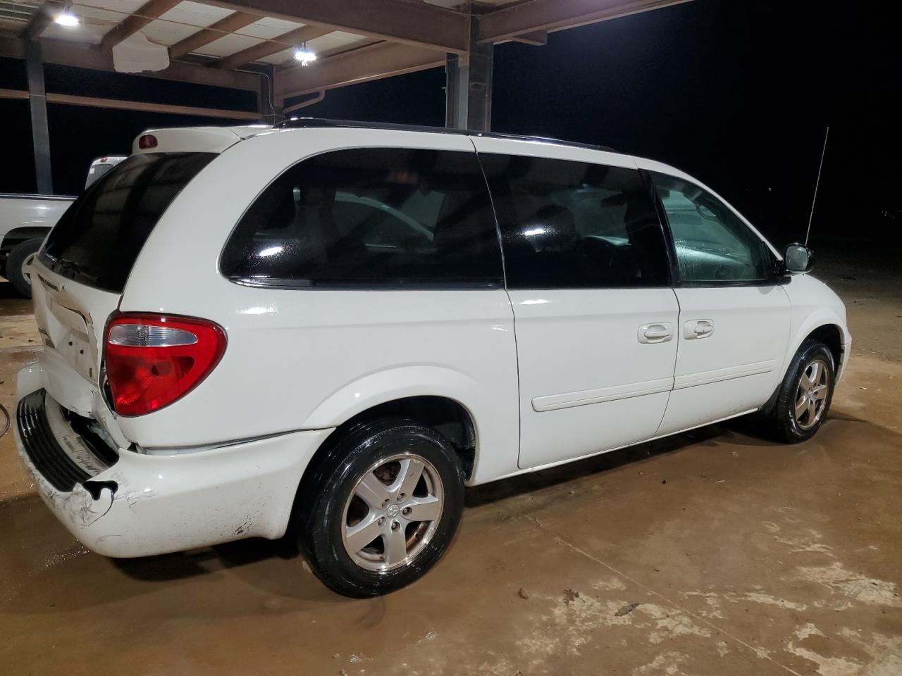 2007 Dodge Caravan - Image 3