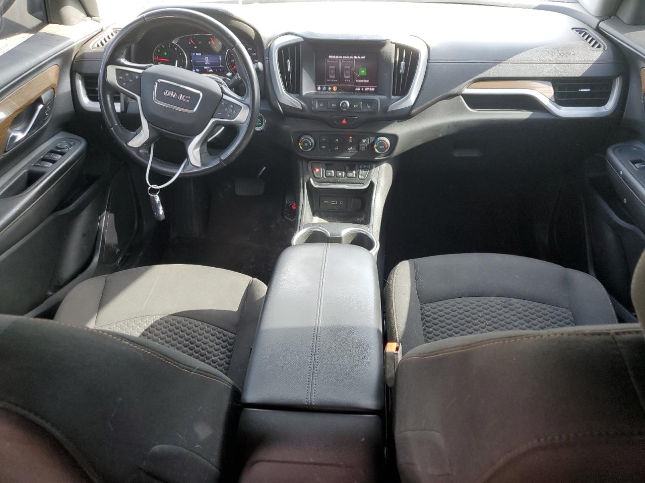 2020 GMC Terrain - Image 8