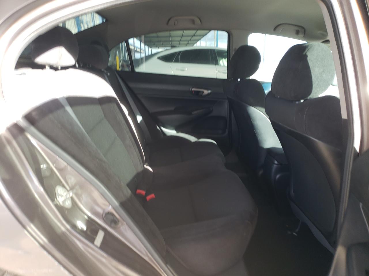 2010 Honda Civic - Image 11