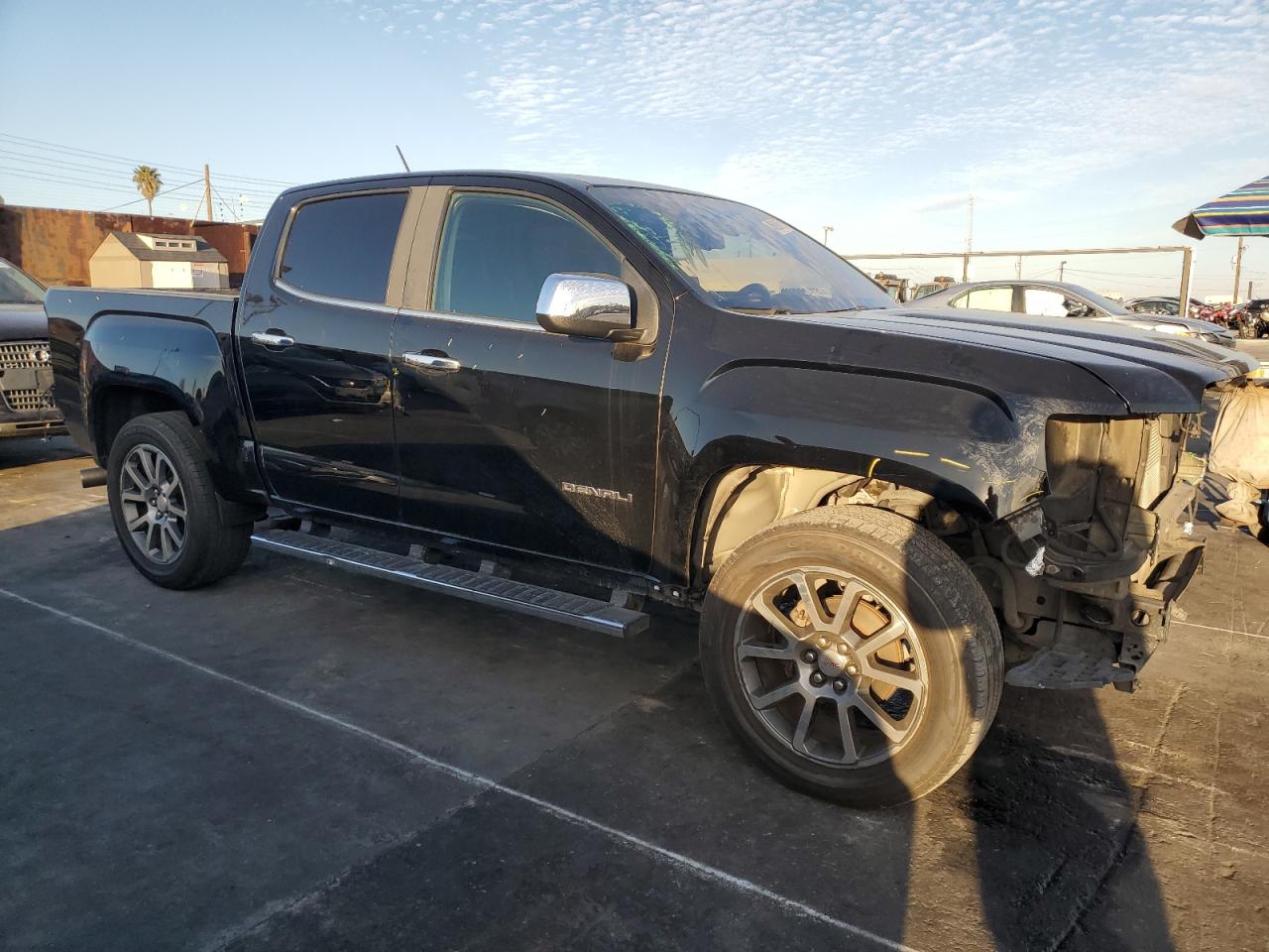 2017 GMC Canyon - Image 4