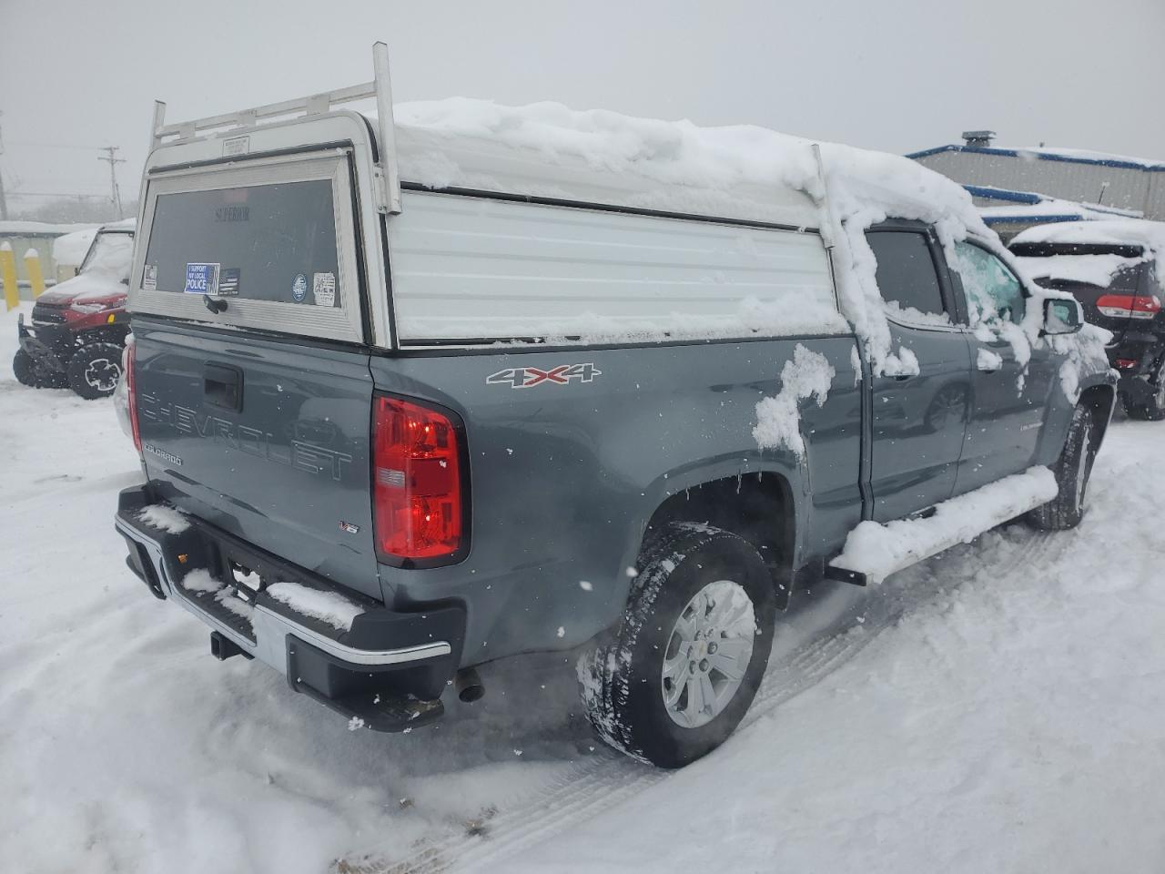 2022 Chevrolet Colorado - Image 3