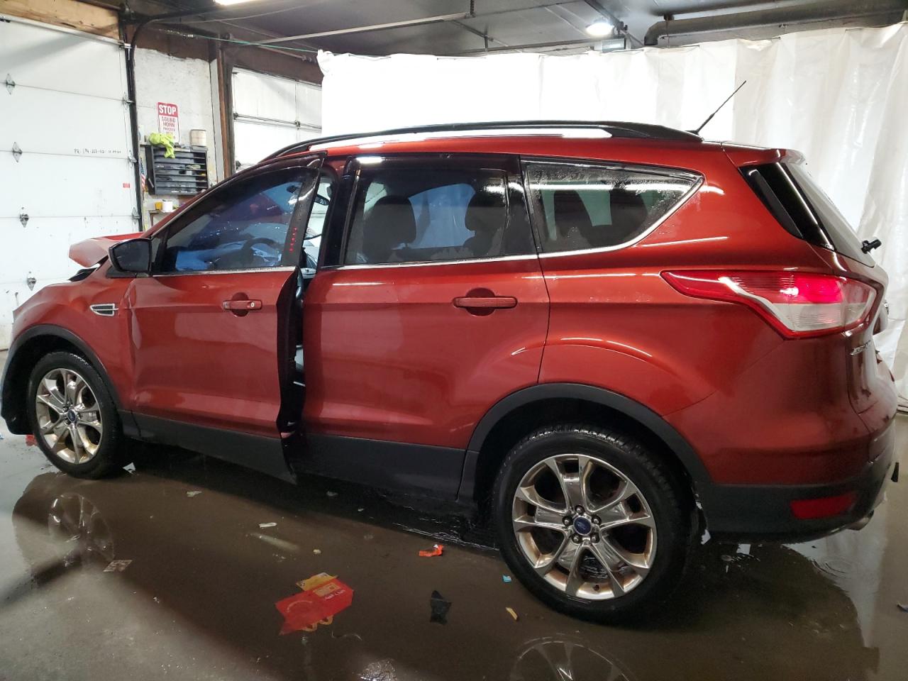 2014 Ford Escape - Image 2