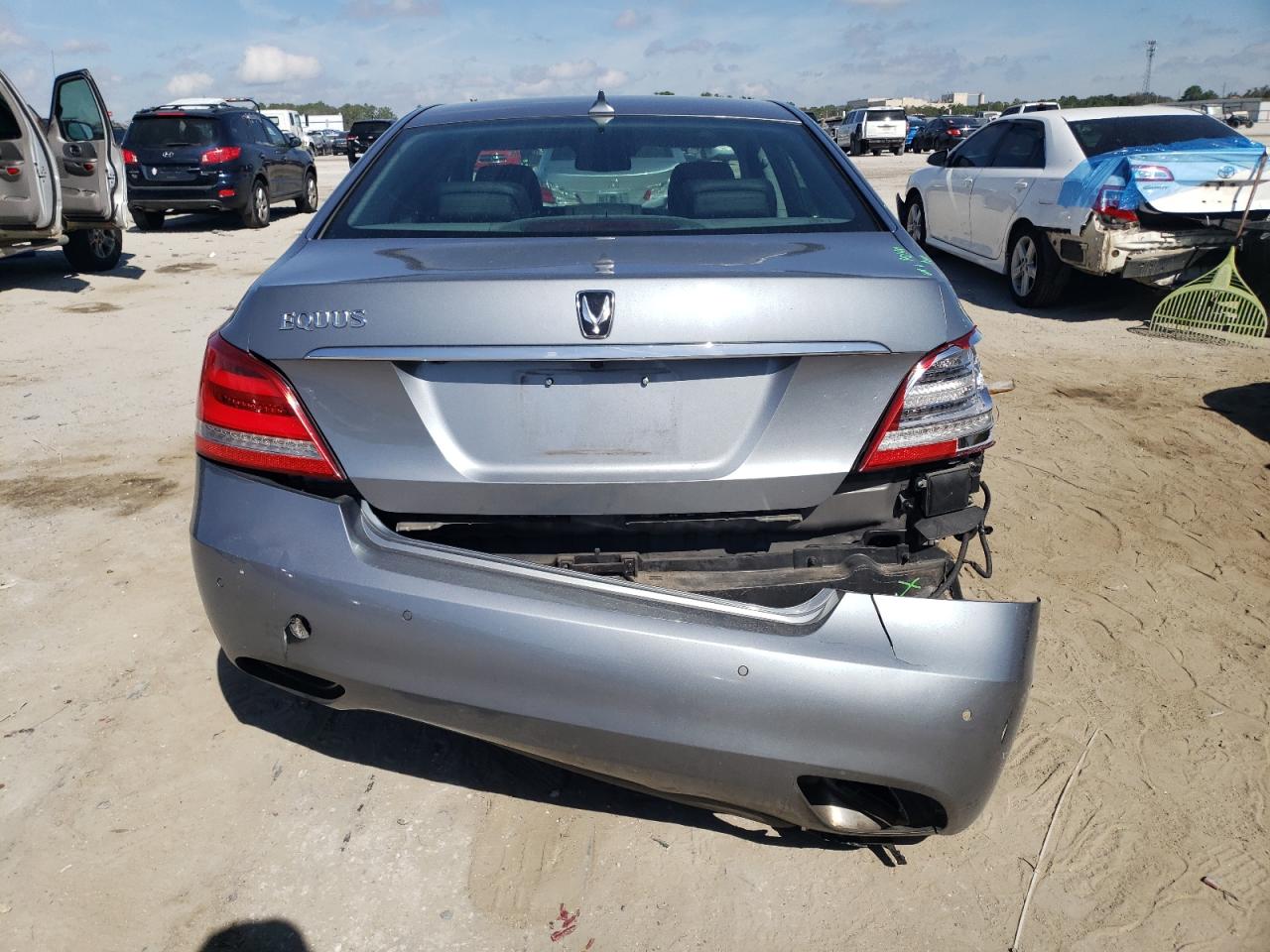 2016 Hyundai Equus Signature VIN: KMHGH4JH5GU101326 Lot: 45088305