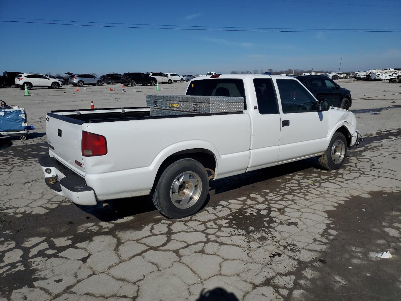 2001 GMC Sonoma - Image 3