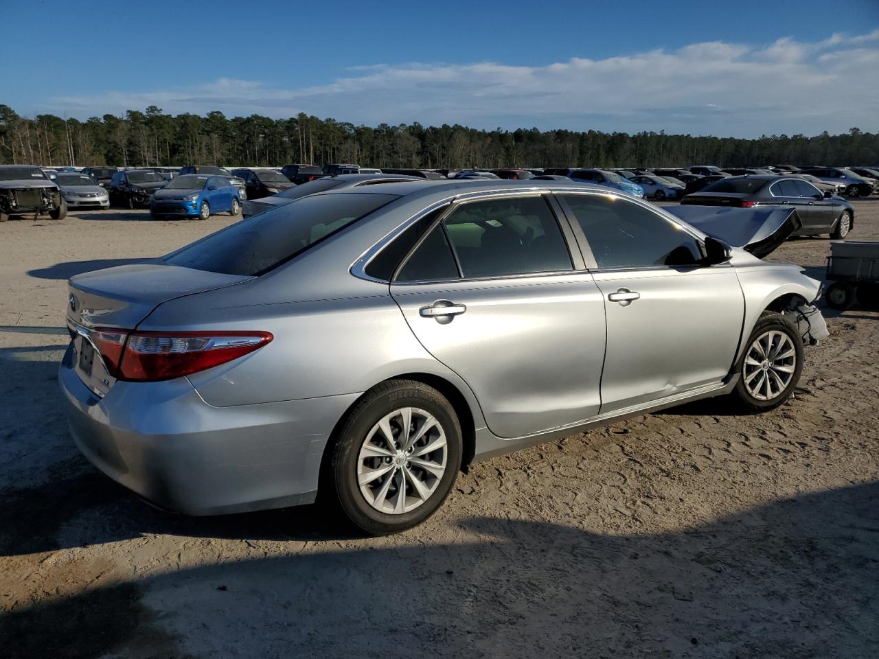 2017 Toyota Camry - Image 3