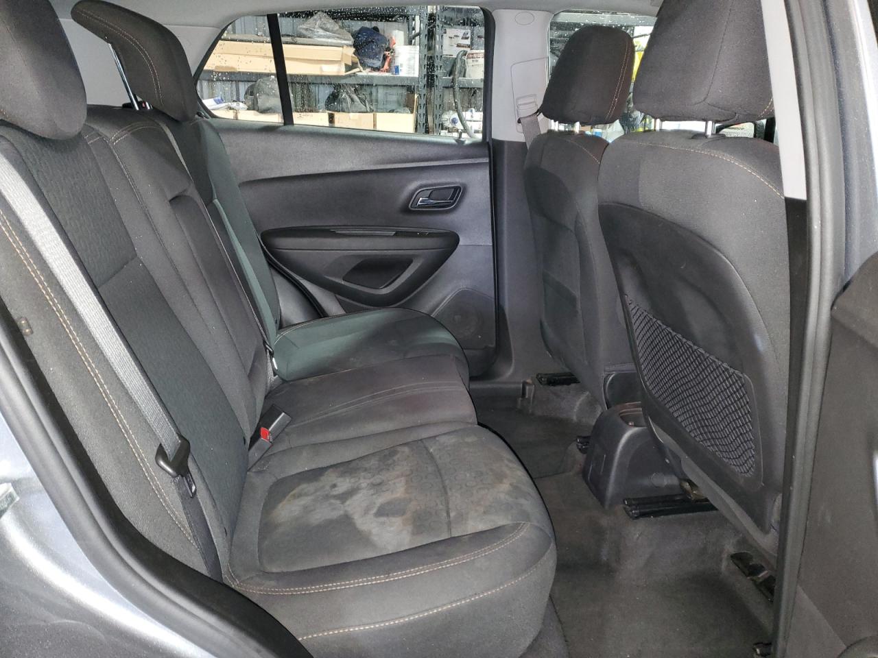 2020 Chevrolet Trax - Image 11