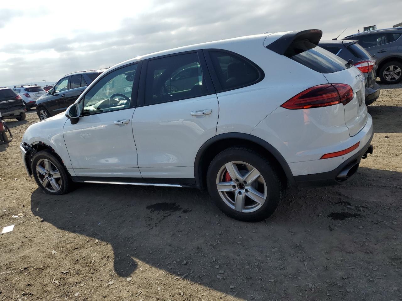 2015 Porsche Cayenne - Image 2