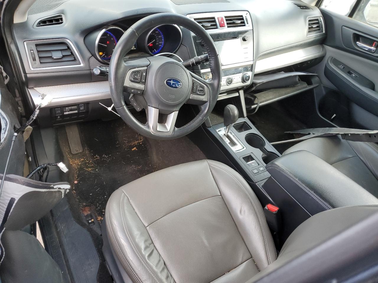 2015 Subaru Outback - Image 8