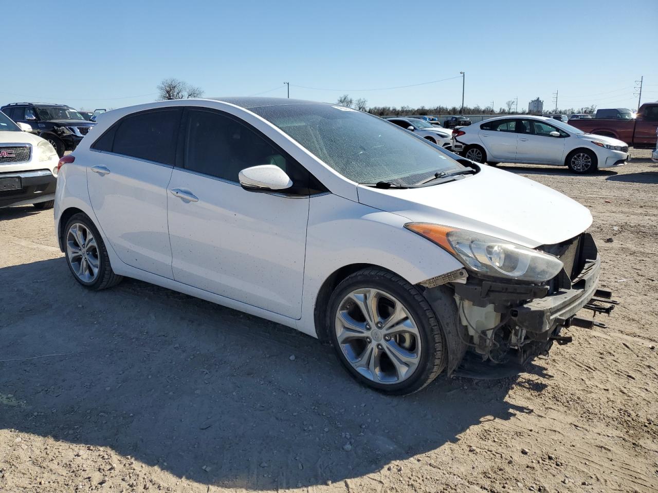 2014 Hyundai Elantra - Image 4