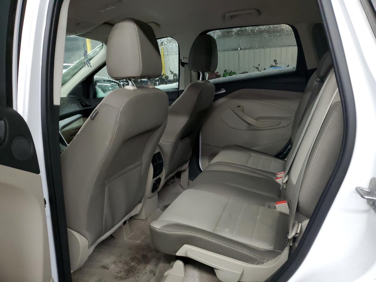 2014 Ford Escape - Image 12