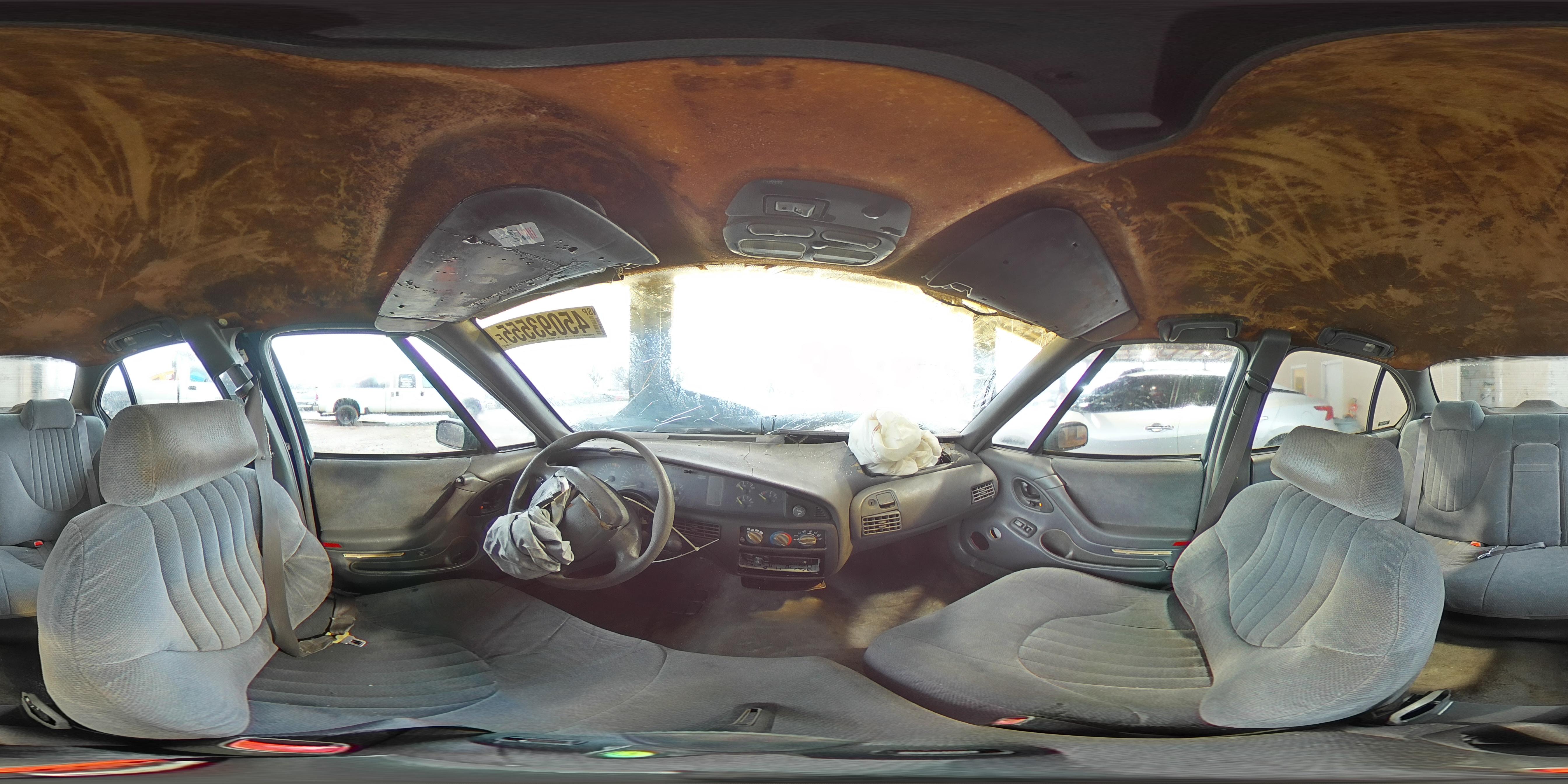1997 Pontiac Bonneville - Image 12