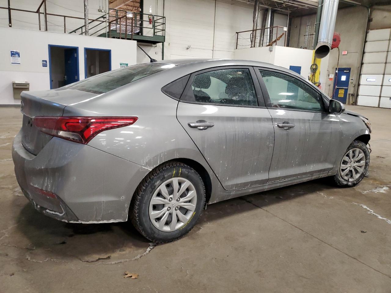 2022 Hyundai Accent - Image 3