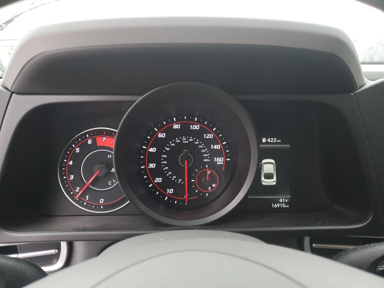 2023 Hyundai Elantra - Image 9