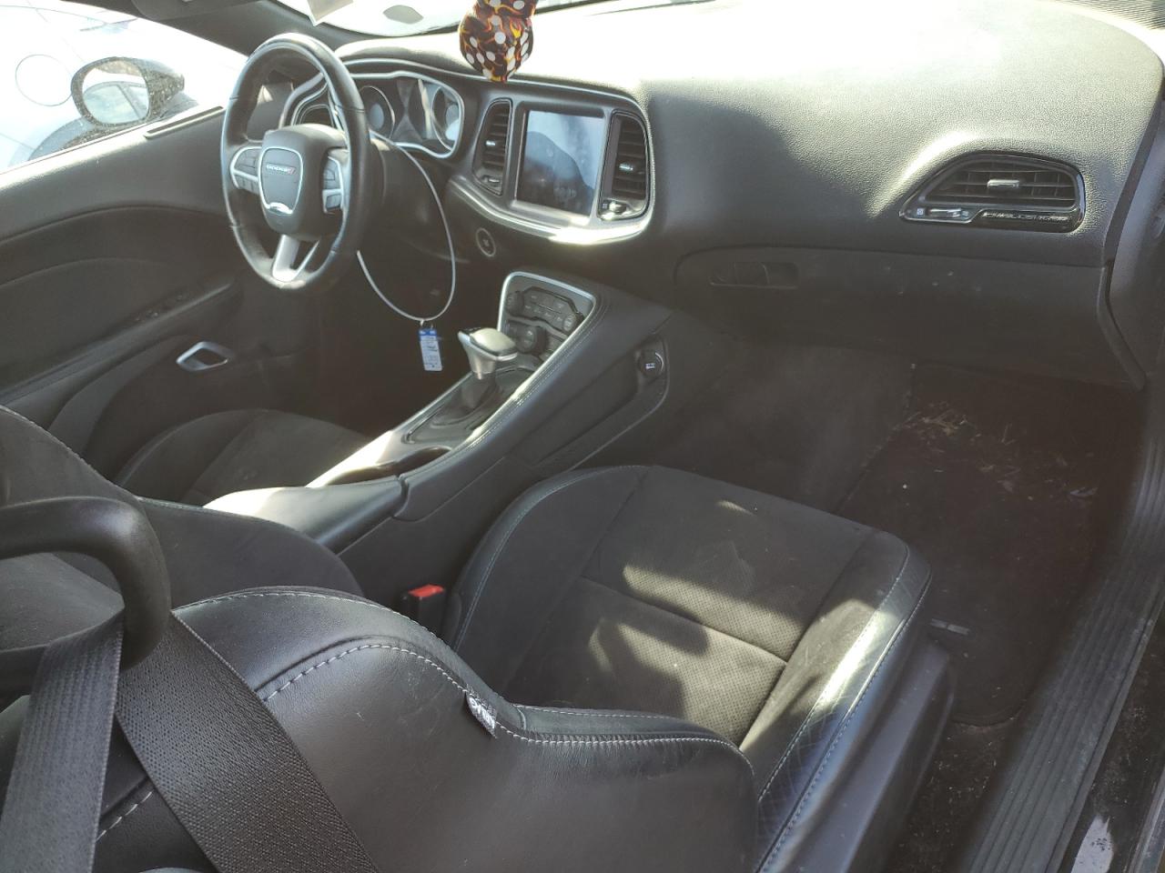 2017 Dodge Challenger - Image 8