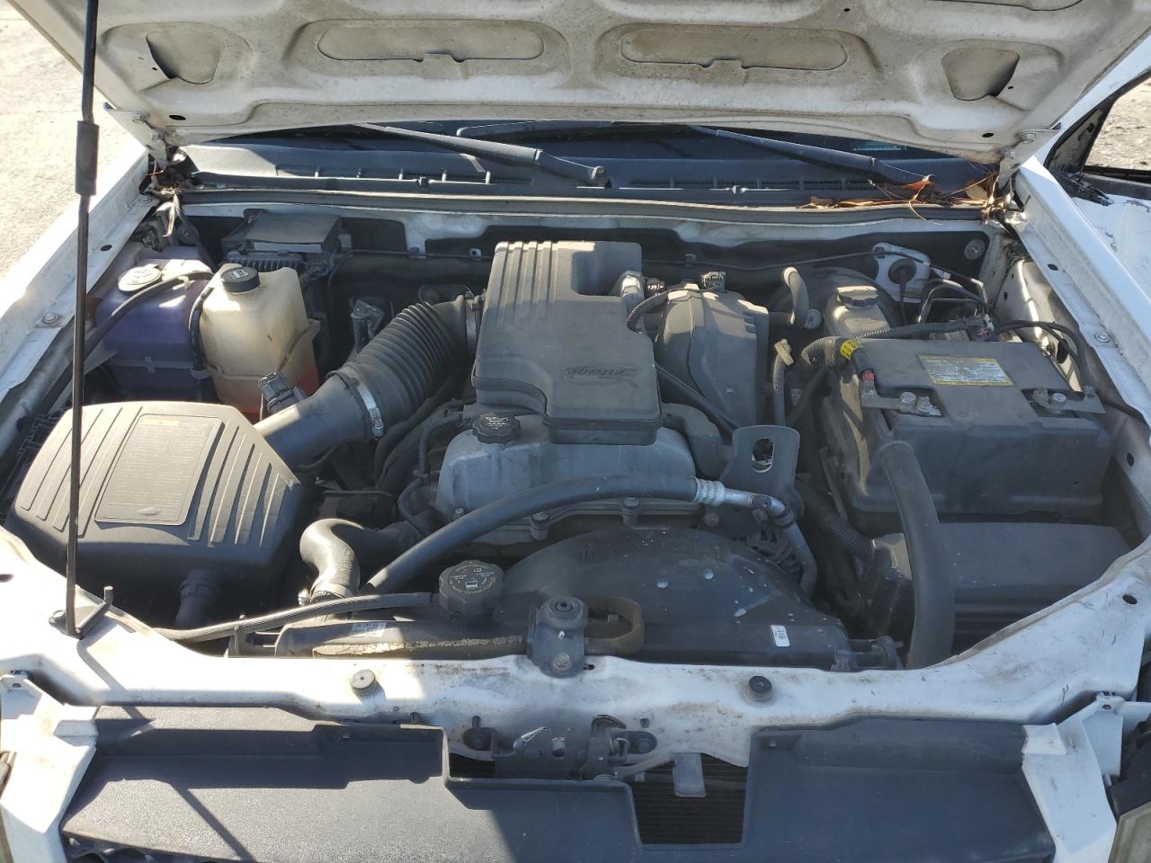 2011 Chevrolet Colorado - Image 12