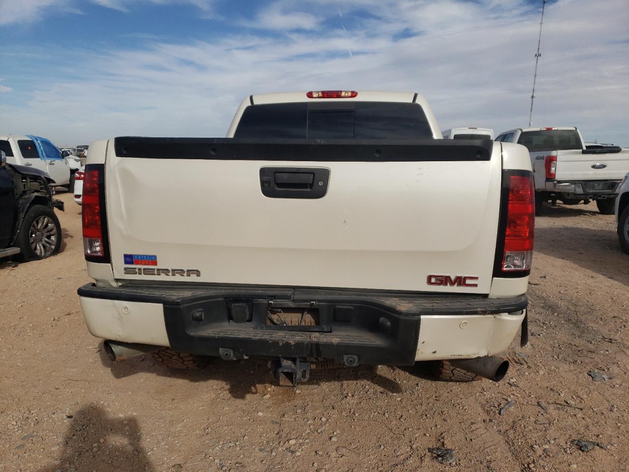 2013 GMC Sierra - Image 6