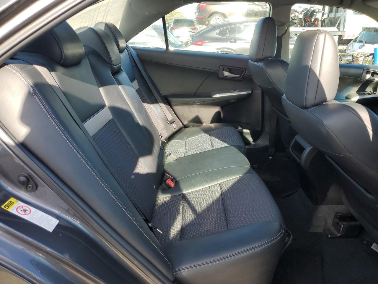 2012 Toyota Camry - Image 10