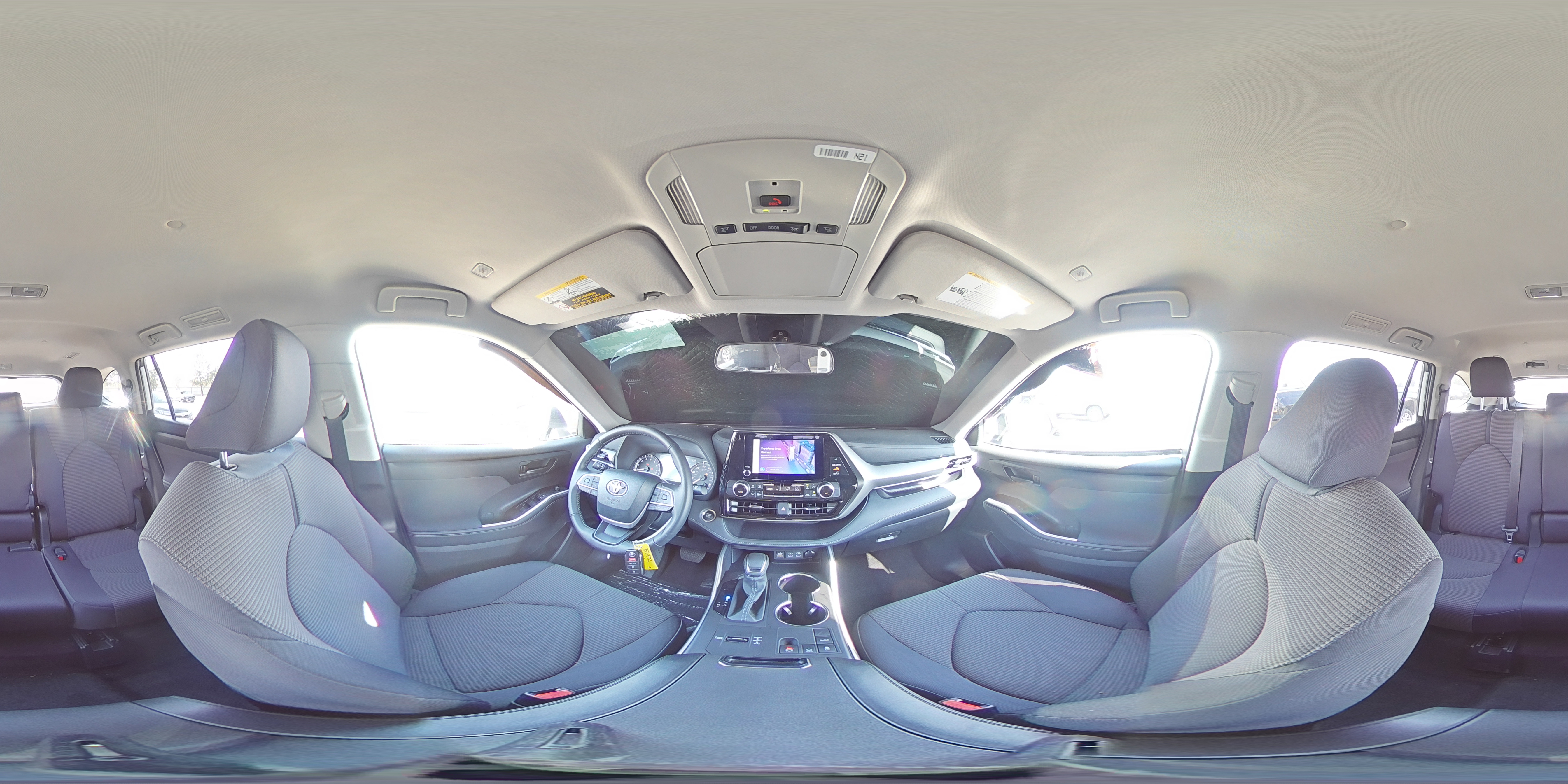 2024 Toyota Highlander - Image 14