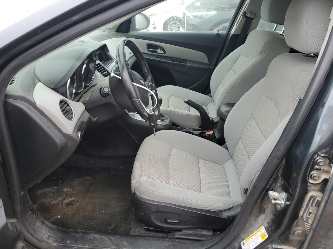 2013 Chevrolet Cruze - Image 7