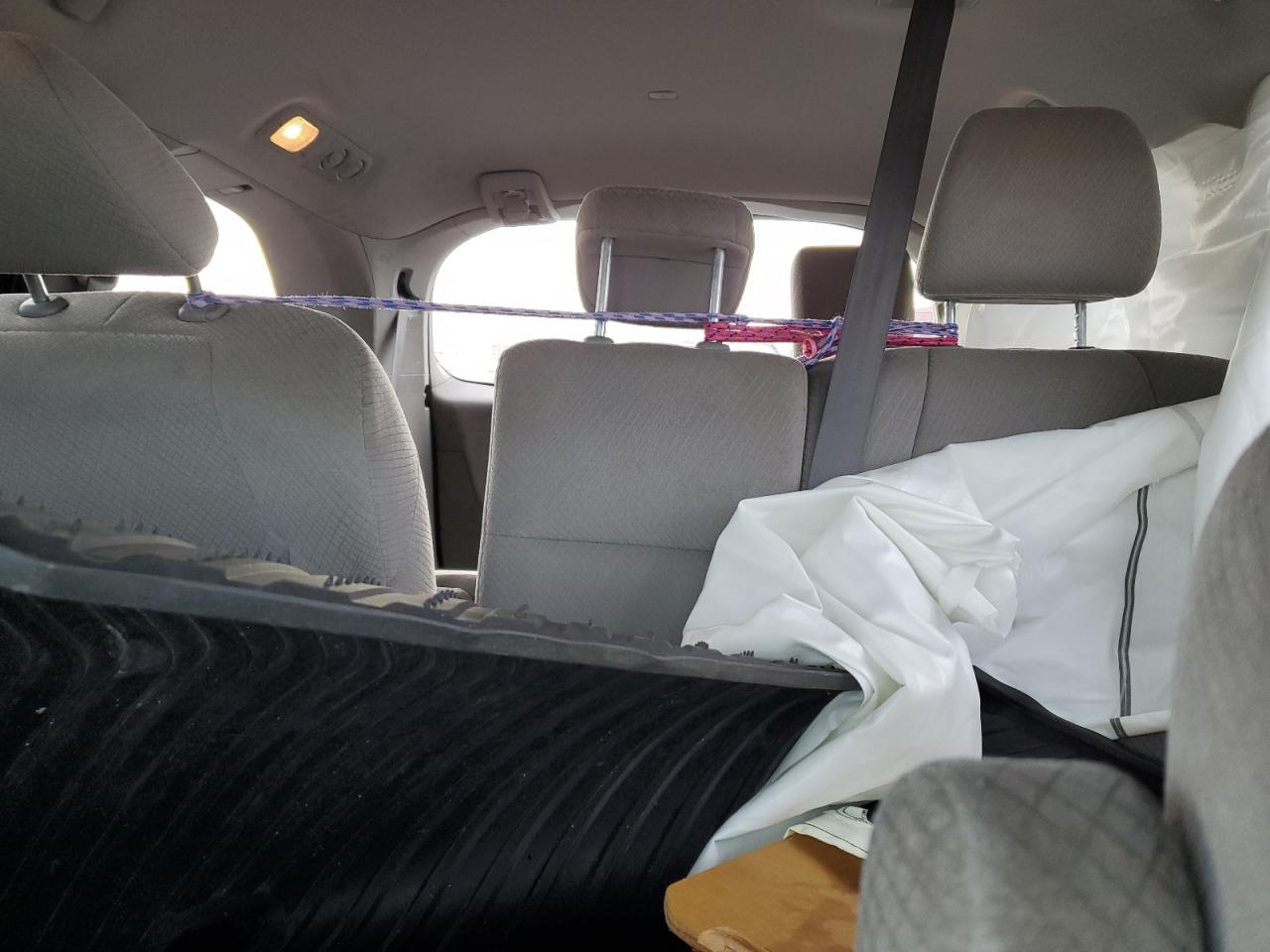 2016 Honda Odyssey - Image 10