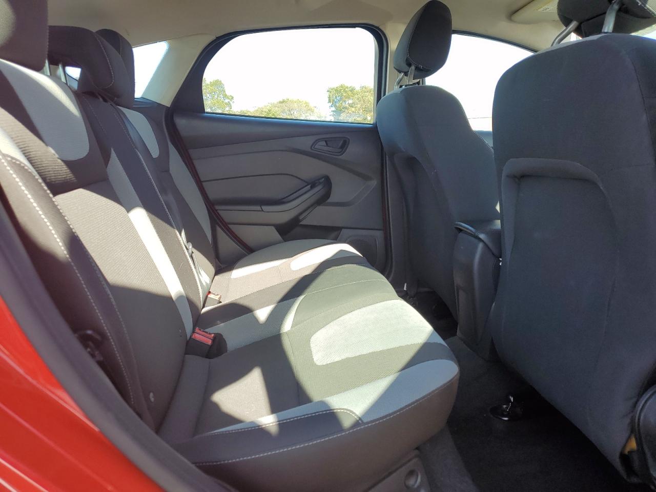 2012 Ford Focus - Image 10