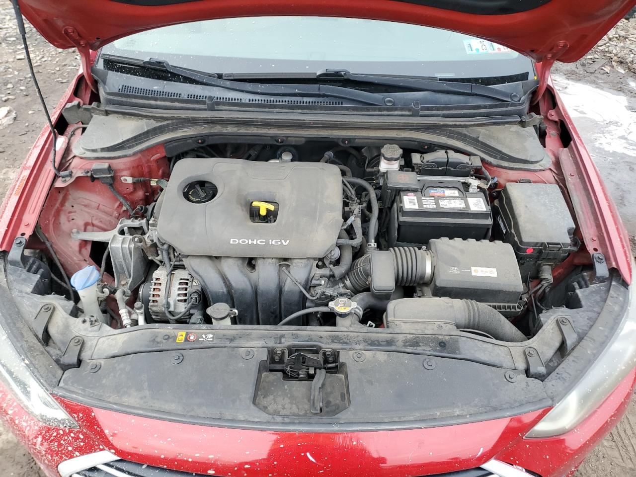 2017 Hyundai Elantra - Image 11