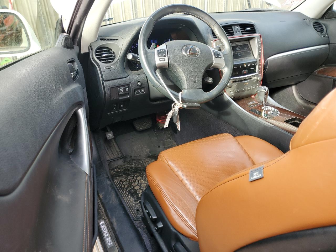 2012 Lexus IS - Image 8