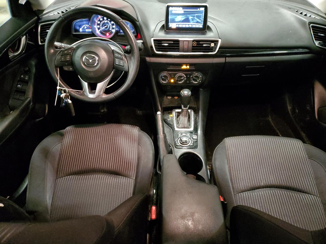 2016 Mazda 3 - Image 8