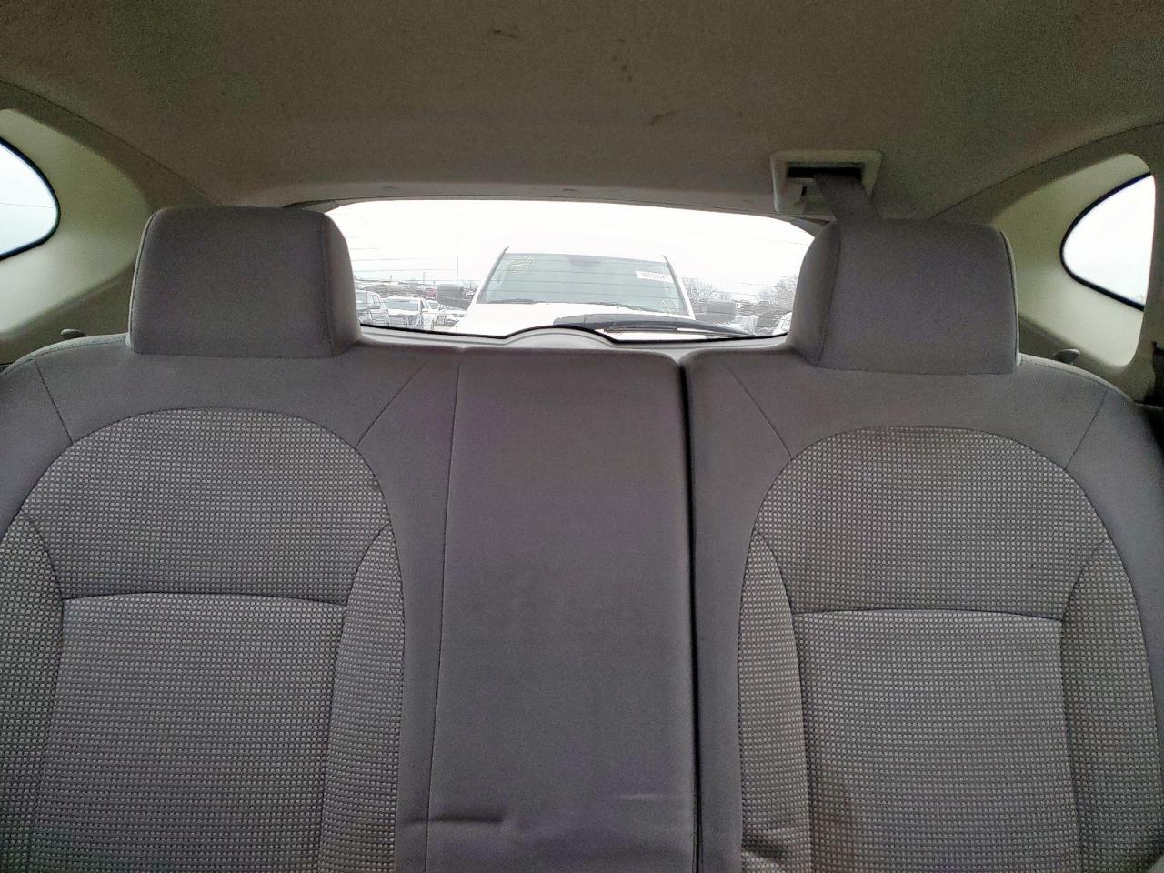 2012 Nissan Rogue - Image 10