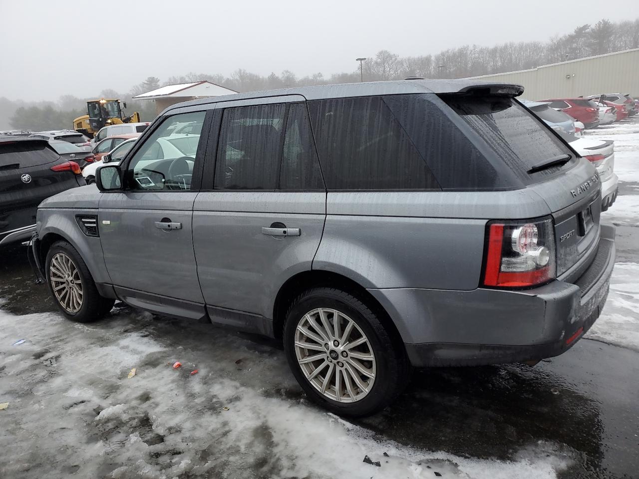 2013 Land Rover Range Rover - Image 2