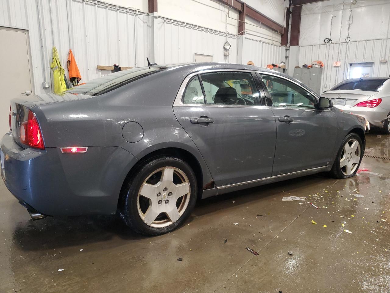 2009 Chevrolet Malibu - Image 3