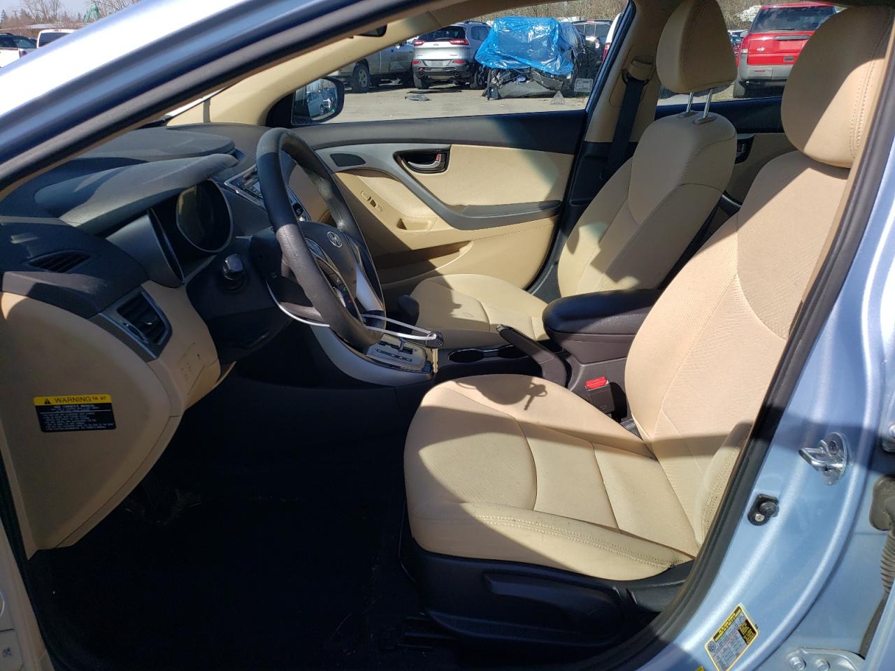 2012 Hyundai Elantra - Image 7