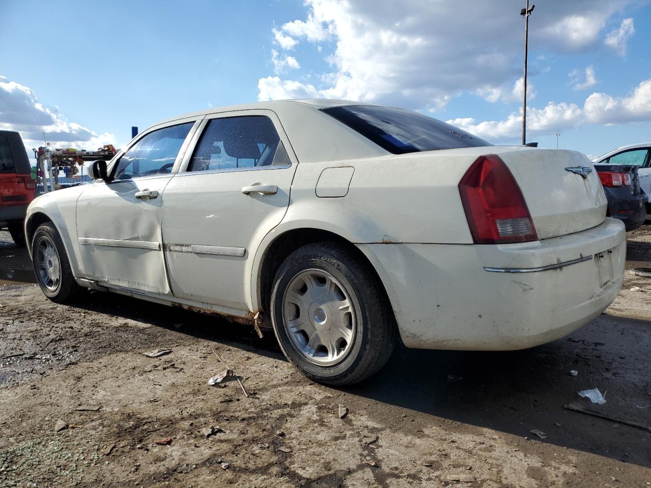 2005 Chrysler 300 - Image 2