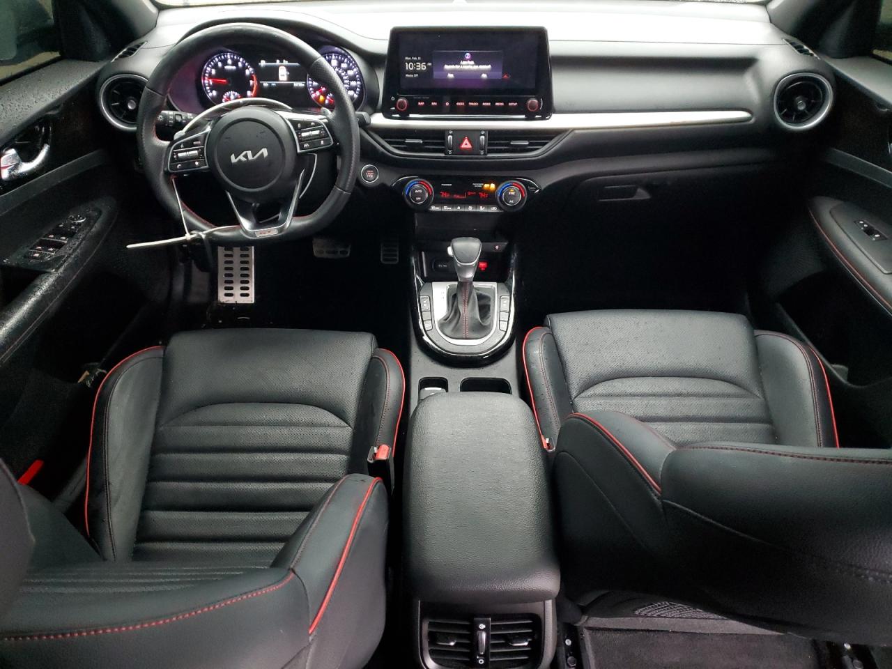 2023 Kia Forte - Image 8