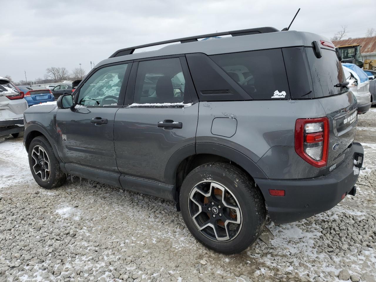 2022 Ford Bronco - Image 2