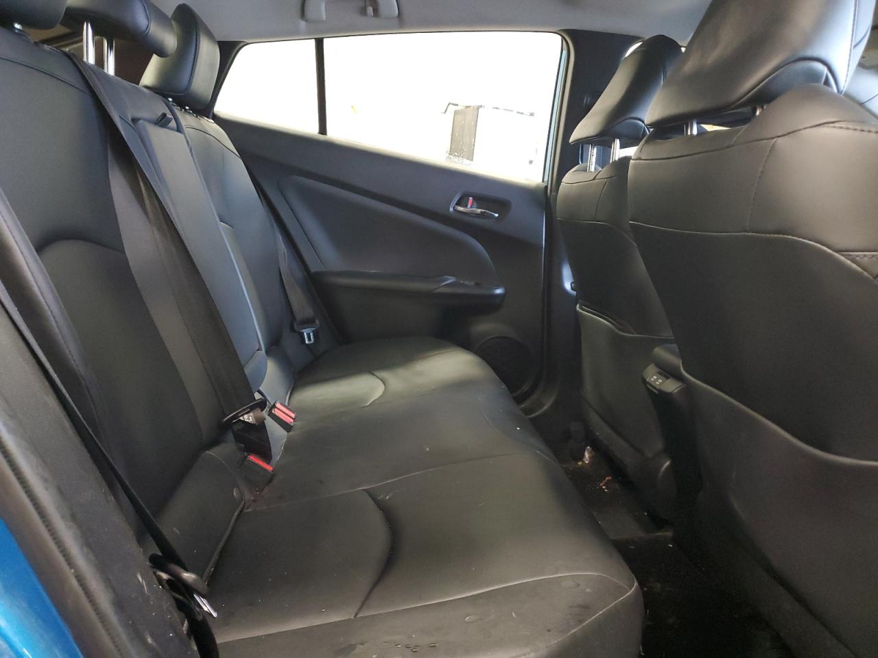 2019 Toyota Prius - Image 10
