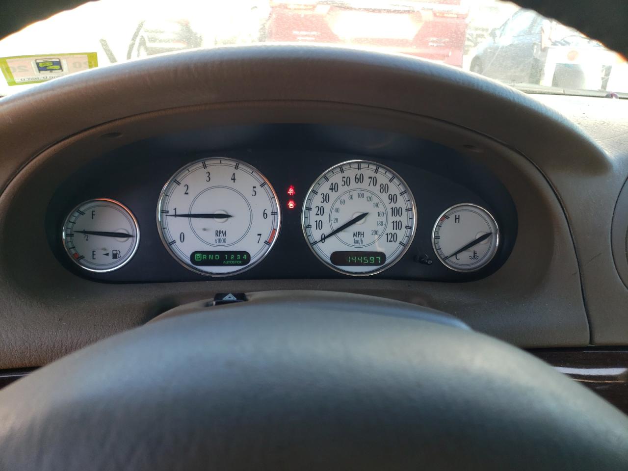 2000 Chrysler 300 - Image 9