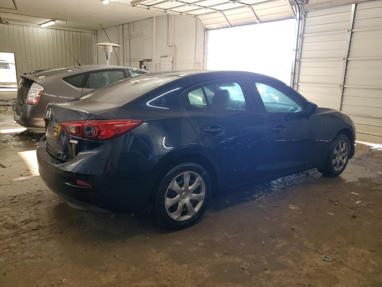 2015 Mazda 3 - Image 3