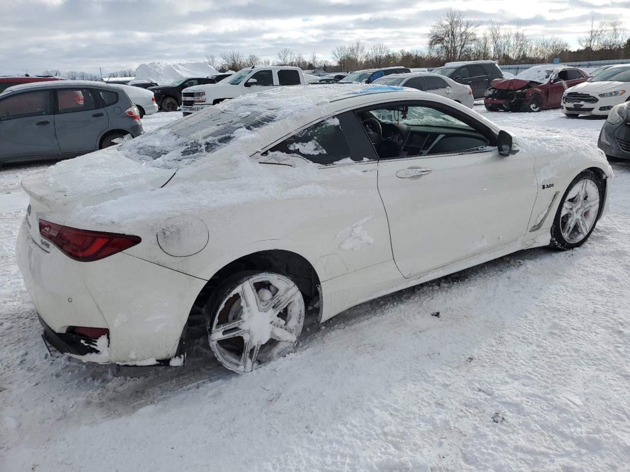 2017 Infiniti Q60 - Image 3