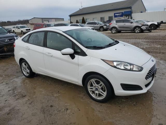  FORD FIESTA 2017 White