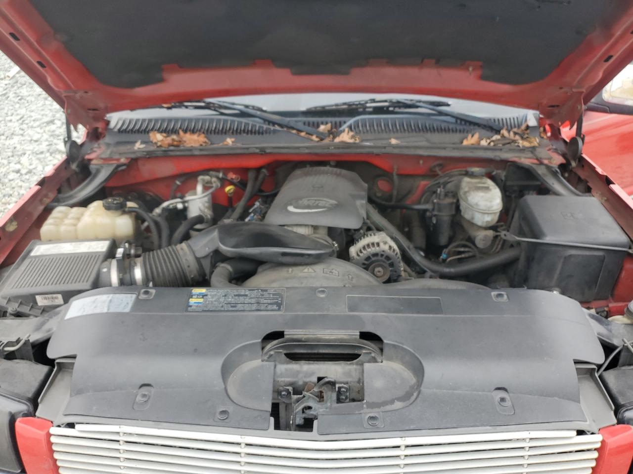 2004 Chevrolet Silverado - Image 11