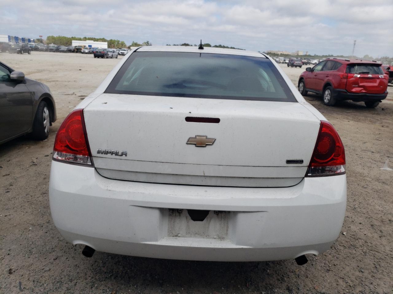 2015 Chevrolet Impala - Image 6