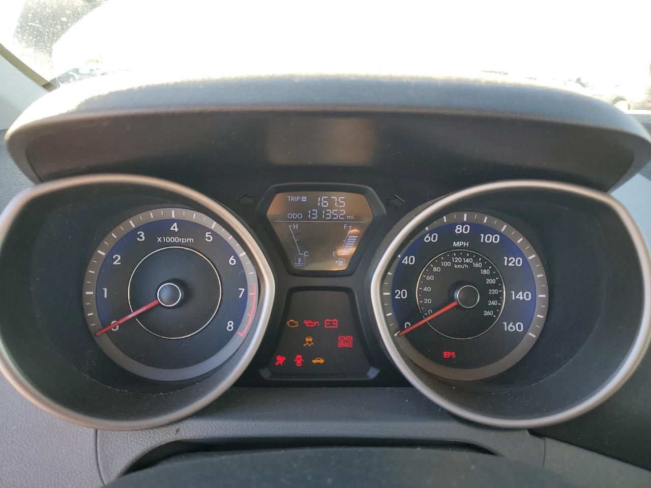 2012 Hyundai Elantra - Image 9