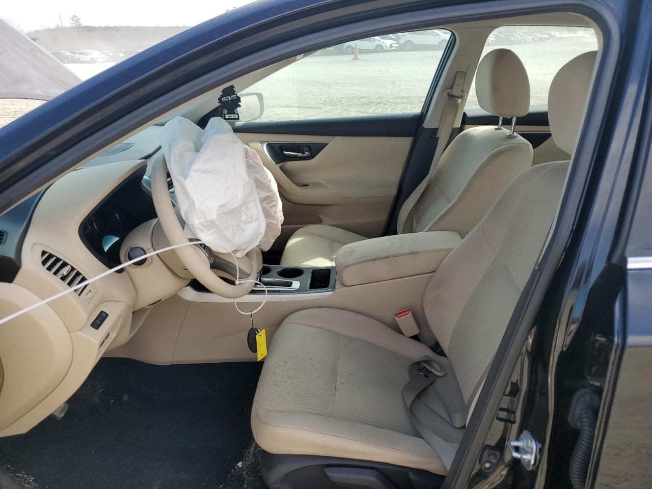 2015 Nissan Altima - Image 7