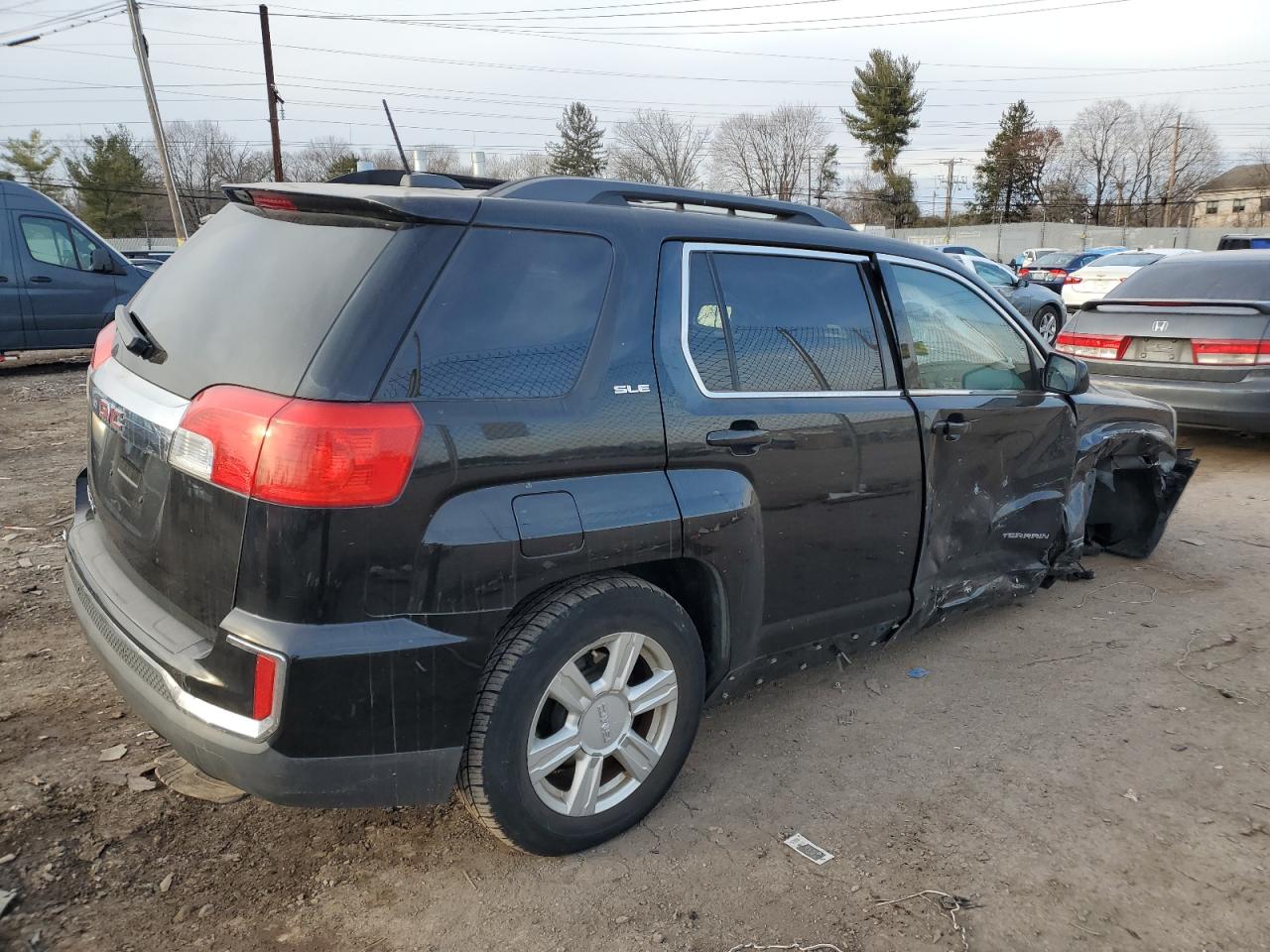 2016 GMC Terrain - Image 3