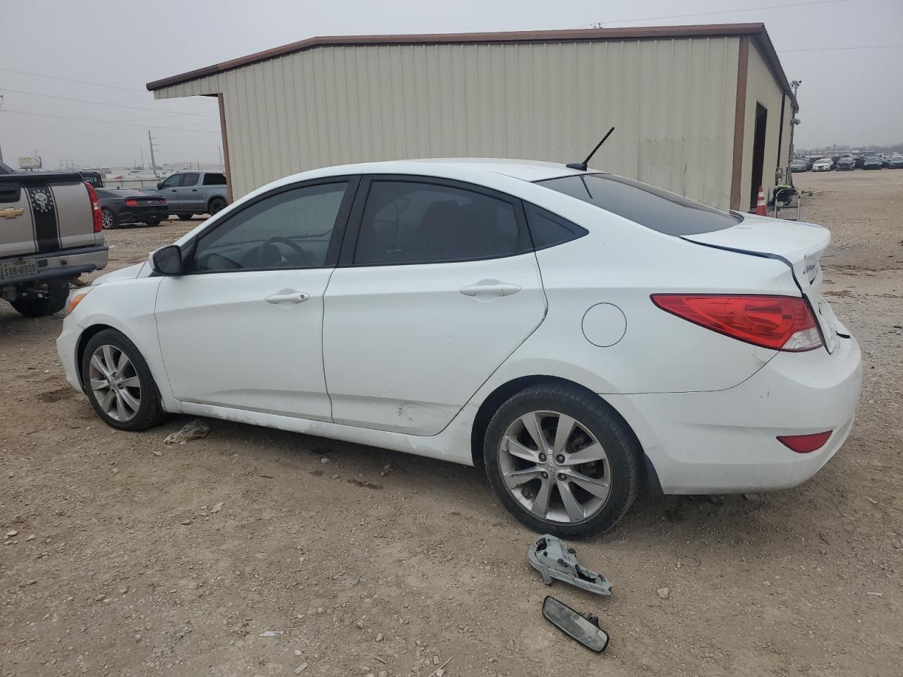 2014 Hyundai Accent - Image 2