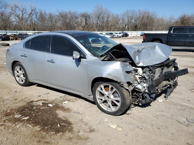 Седани NISSAN MAXIMA 2012 Сріблястий