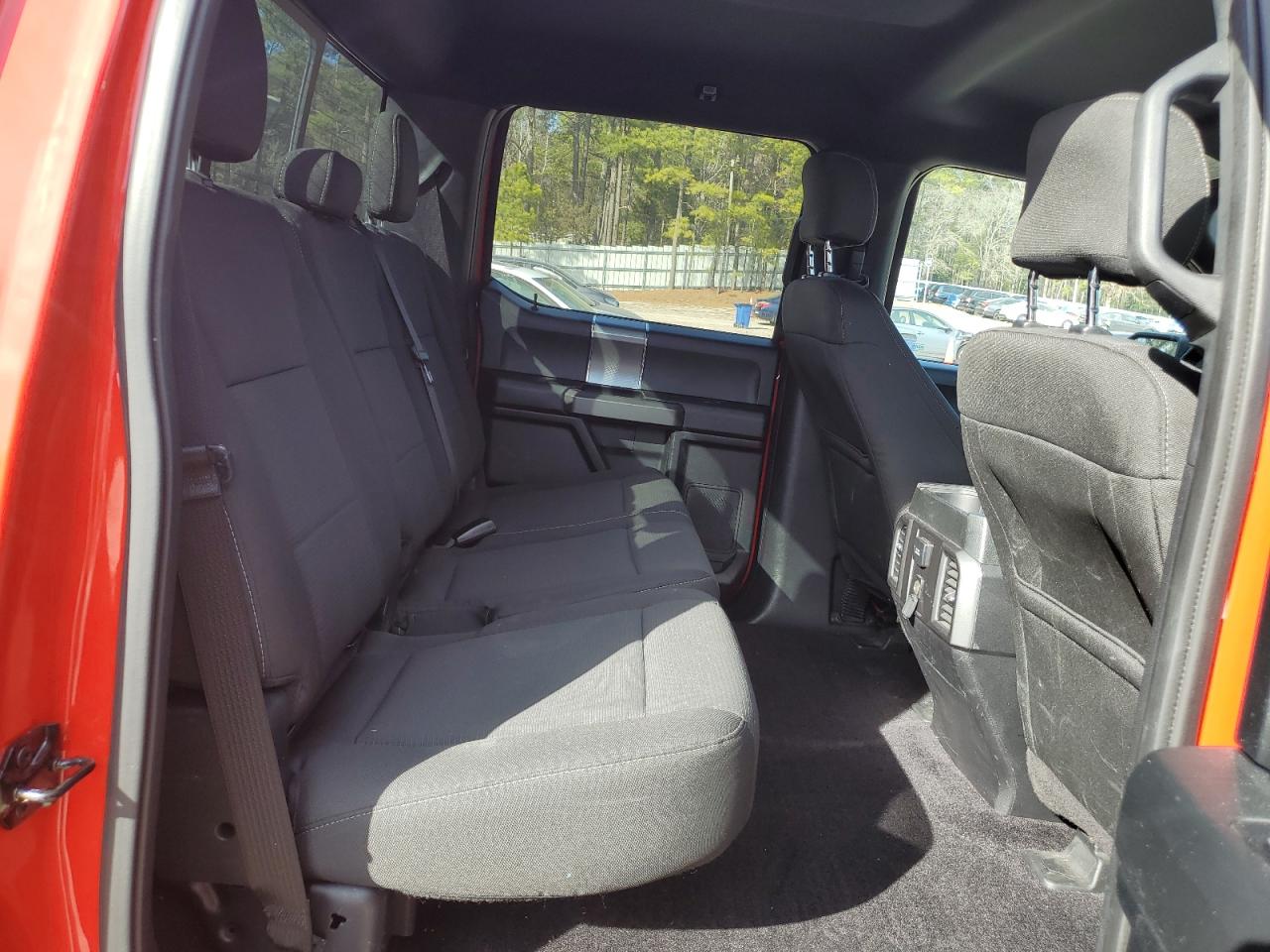 2015 Ford F-150 - Image 10
